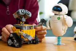 LEGO® ǀ Disney og Pixar WALL-E og EVE 43279