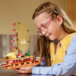 LEGO® ǀ Disney Vaiana på kanoeventyr 43270