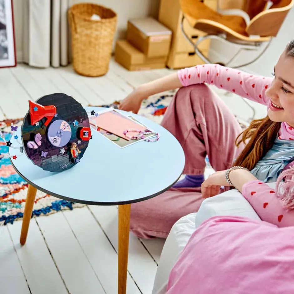 LEGO® Editions Olivia Rodrigos vinylplate 43028